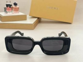 Picture of Loewe Sunglasses _SKUfw51902695fw